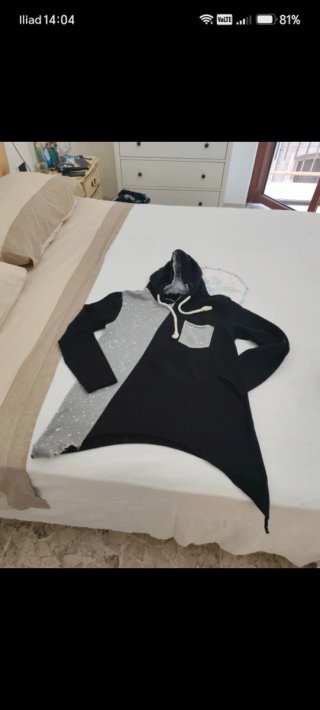 Maglia uomo con cappuccio e tasca