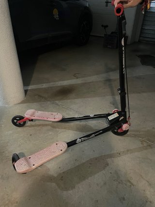 Patinete de 3 ruedas rosa