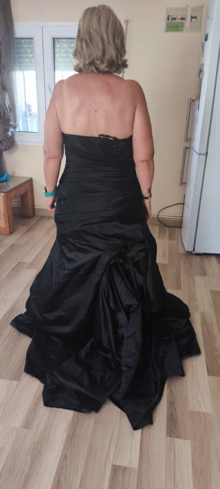 Vestido de fiesta largo negro