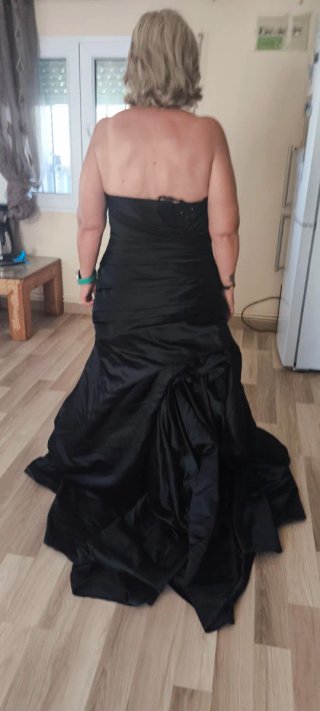 Vestido de fiesta largo negro