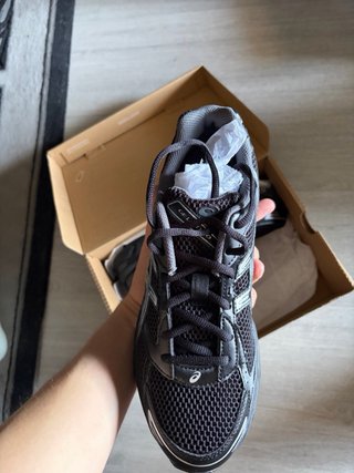 Asics Gel 11-30 Scarpe da Ginnastica Uomo