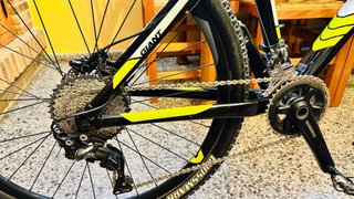 Bicicleta Giant Talon XT Negra y Fluor talla M