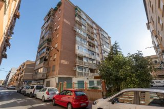 Se vende o se alquila piso en Granada