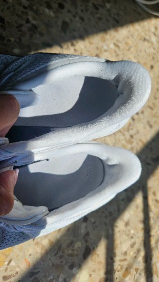 Zapatillas Nike Running Blancas y Negras