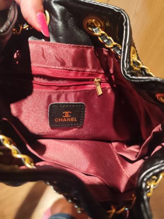 Bolso Chanel Negro y Dorado