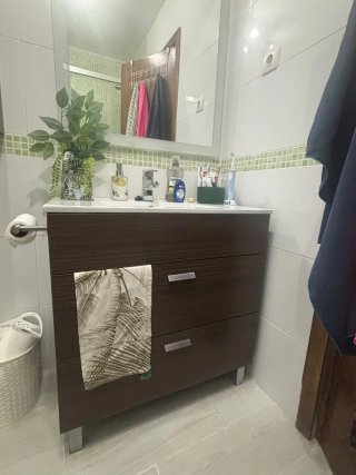 Mueble de baño color wengue