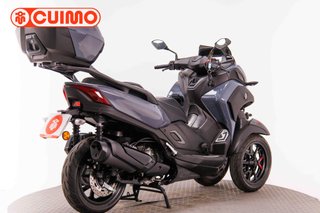 YAMAHA TRICITY 300