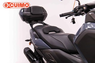 YAMAHA TRICITY 300
