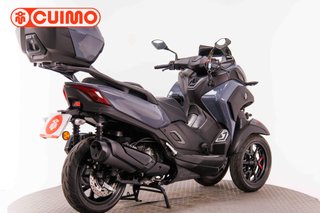 YAMAHA TRICITY 300