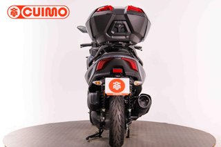 YAMAHA TRICITY 300