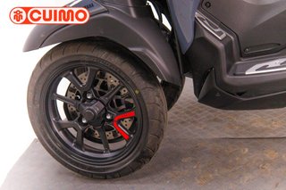 YAMAHA TRICITY 300