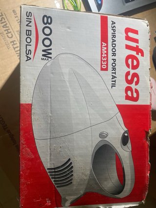 Aspirador UFESA 800W Sin Bolsa Portatil -