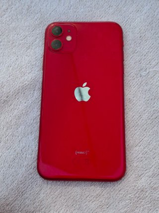 iPhone 11 64GB Rojo