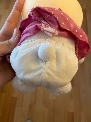 Muñeca Hello Kitty con luz y sonido
