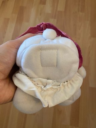 Muñeca Hello Kitty con luz y sonido