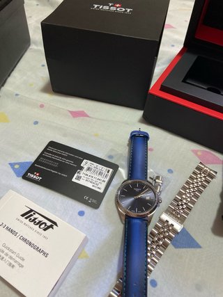 Reloj Tissot Azul y Plateado
