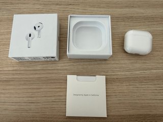 AirPods 4 con Cancelación Ruido • Nuevos