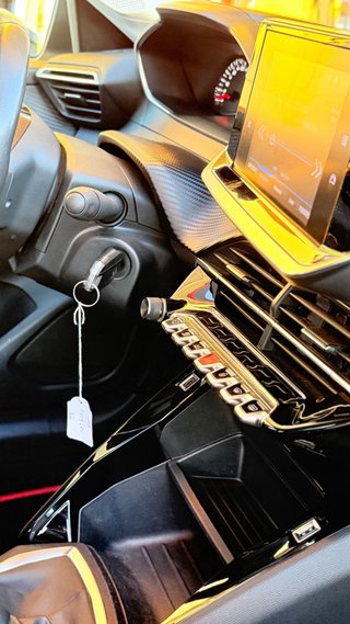 Peugeot 208 2022