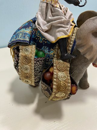 Figura Elefante Belén con 2 esclavos