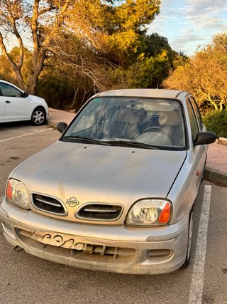 Nissan Micra 2001