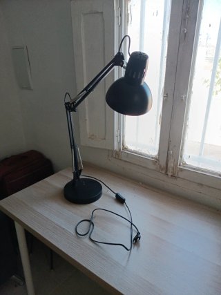Flexo de mesa negro