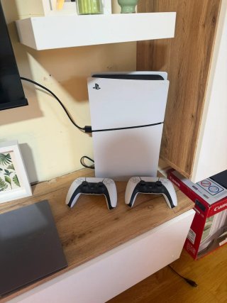 Sony PlayStation 5 Slim Negra/Blanca