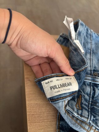 2 Pantalones Anchos Pull&Bear el negro es talla 42