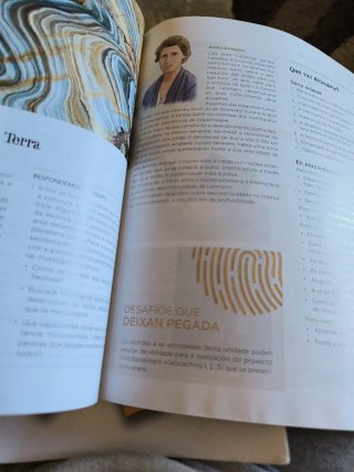 Libro 1° de Bachillerato, bioloxia. Anaya