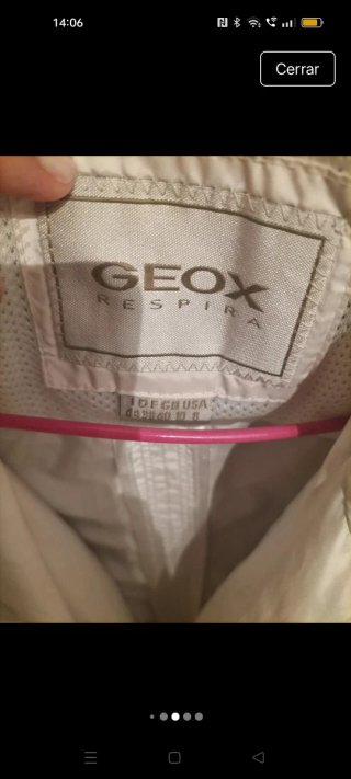 Chaqueta Geox tipo corta viento color crema
