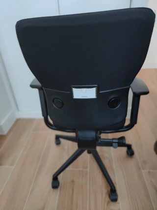 Silla de oficina Steelcase negra