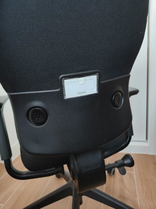 Silla de oficina Steelcase negra