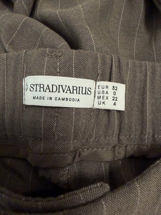 Pantalón de traje a rayas gris y marrón