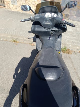 Yamaha TMAX 500 Maxi Scooter Negra