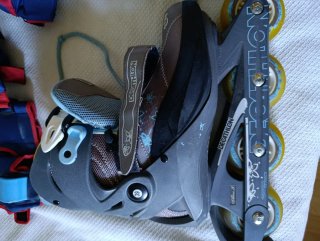 Patines en línea Decathlon talla 39 en buen estado