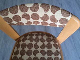 Sillas vintage tela y madera