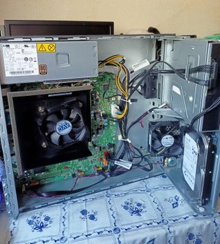 Lenovo ThinkCentre M73 PC Escritorio
