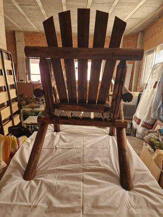 Sillones de madera rústicos