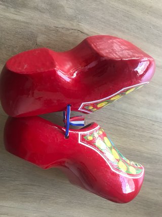SOUVENIRS ZUECOS