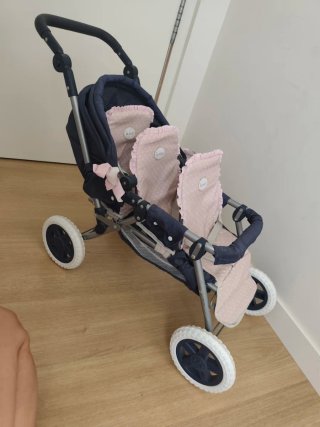 Carrito de muñecas para trillizos