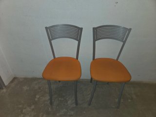 Juego de 2 Sillas Cocina Naranja y Plata