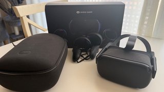 Oculus Quest VR 128 GB con caja y estuche de viaje