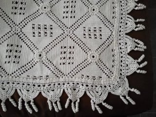Colcha ganchillo beige artesanal