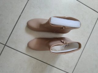 Stivaletti Tulipano beige n. 37