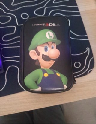 Nintendo 3DS XL edición Luigi 30 aniversario