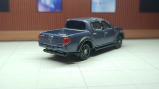 Mitsubishi Triton (L200) de Tomica