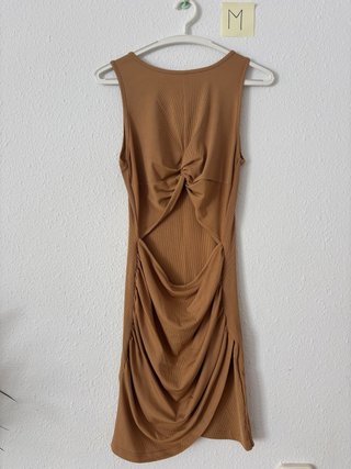 Crea tu propio lote de ropa.
