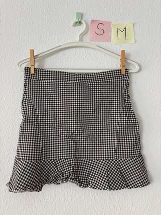 Crea tu propio lote de ropa.