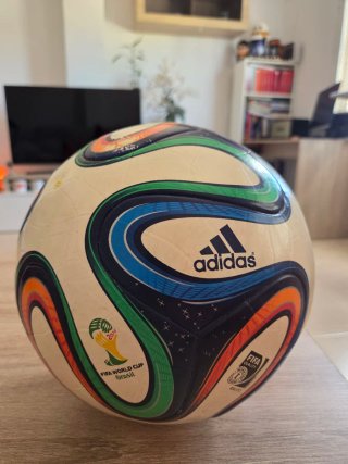 Balón Brazuca Mundial FIFA 2014 Adidas