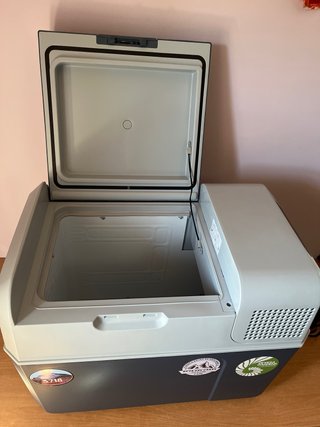 Nevera portátil / Nevera Camper Mobicool FR40