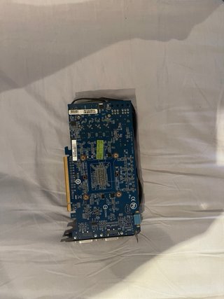 Gigabyte GTX 560 Tarjeta Gráfica